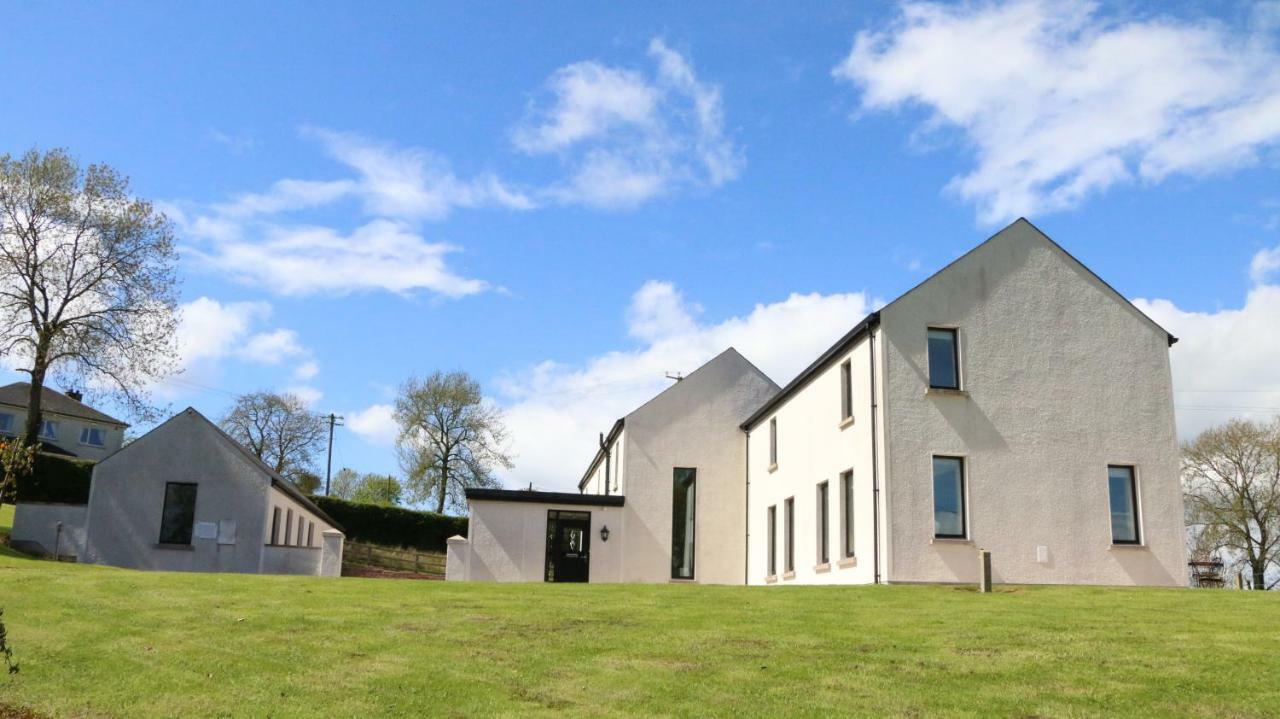 Emy Lakehouse - Near Castle Leslie, Glaslough Монахан Екстериор снимка
